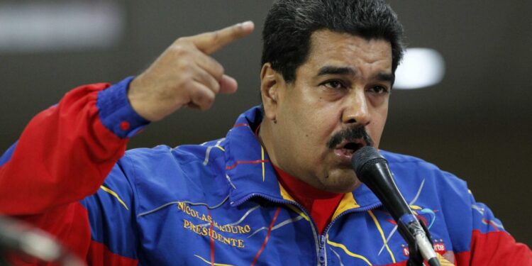 Venezuela exige a EE.UU. «alejarse de sus costas» y ocuparse de sus «terribles problemas»