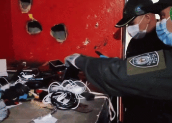 Desmantelan ‘call center’ de extorsión en la cárcel de Cómbita: hallaron 105 celulares y millonarias rentas ilegales