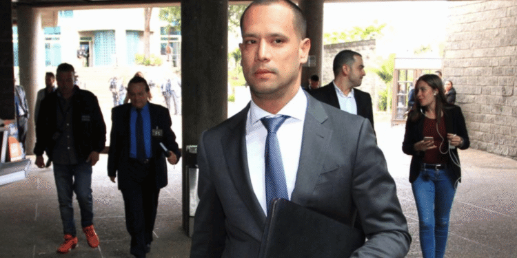 Cae Diego Cadena: condenan al exabogado de Álvaro Uribe por soborno a testigo clave