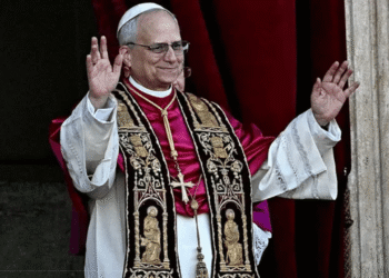 Papa León XIV pide que las negociaciones de paz prioricen el bienestar de los pueblos