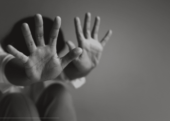 Madre de cuatro hijos fue víctima de feminicidio en Girón; autoridades buscan al presunto agresor