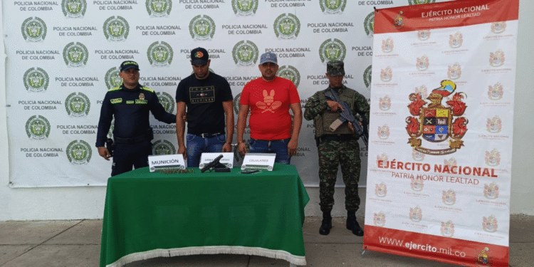 Capturan a dos personas e incautan armas de fuego en operativos de allanamiento en Riohacha