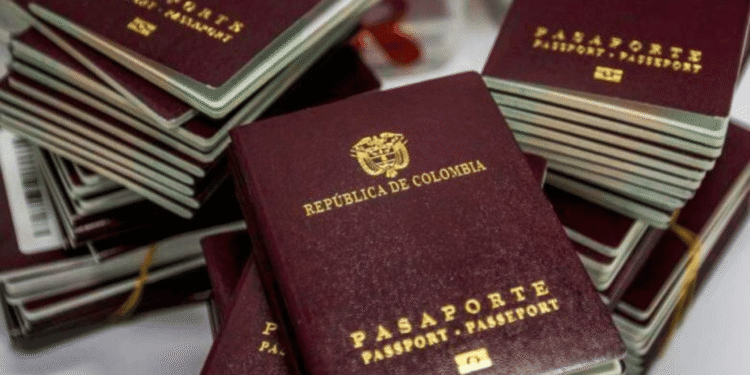Expedición de pasaportes en Colombia entra en fase crítica: convenio vence en 11 días y no hay plan definido