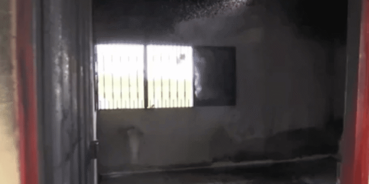 Mujer incendió la vivienda de su expareja en Gamarra: dos personas en estado crítico por quemaduras