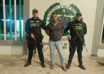 Capturan en Albania a hombre requerido por violencia intrafamiliar