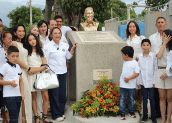 Villanueva rinde homenaje póstumo a Azael de Jesús Ramírez Sánchez en el centenario de su natalicio
