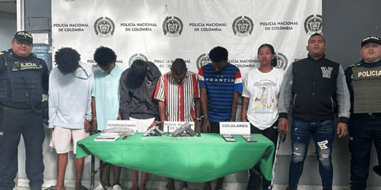 Capturan a siete presuntos miembros de ‘Los Costeños’ durante operativo en el barrio La Gloria
