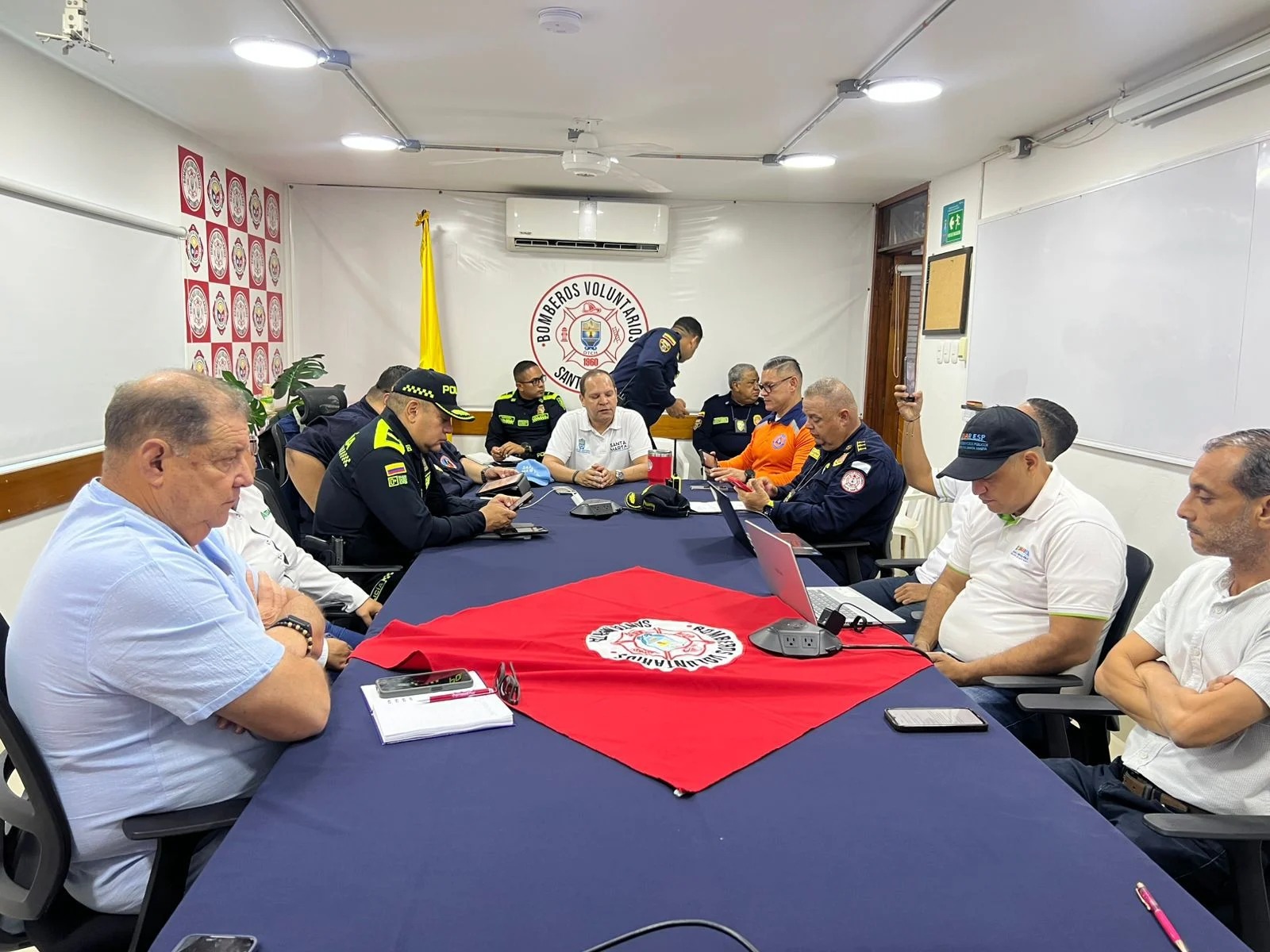 Autoridades declaran calamidad pública en Santa Marta por inundaciones ...