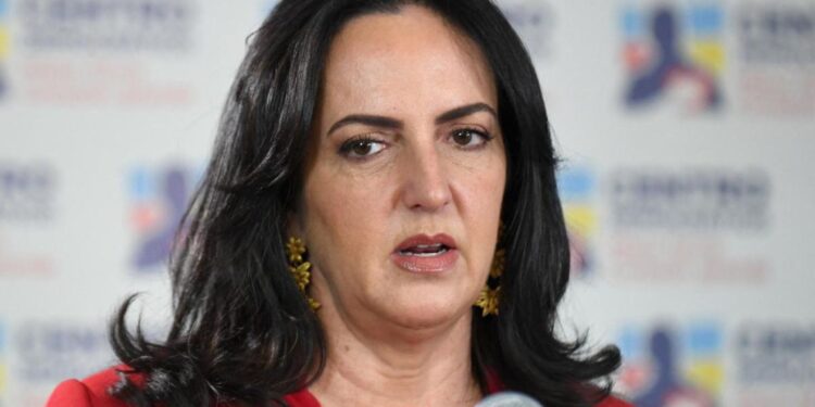 María Fernanda Cabal demanda ante el Consejo de Estado el memorando que crea la Zona Económica Binacional con Venezuela