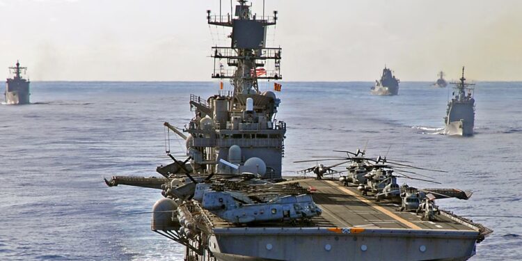 Sitiada Venezuela en el Mar Caribe por Estados Unidos