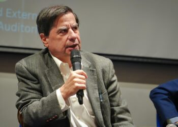 Juan Fernando Cristo anuncia su regreso a la política con miras al Congreso de la República