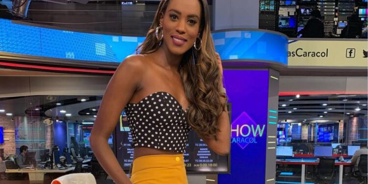 Claudia Lozano, presentadora de Noticias Caracol, permanece en UCI tras compleja cirugía abdominal