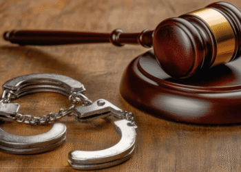 Mujer condenada a más de 33 años de prisión por asesinar a su hija de dos años en Putumayo