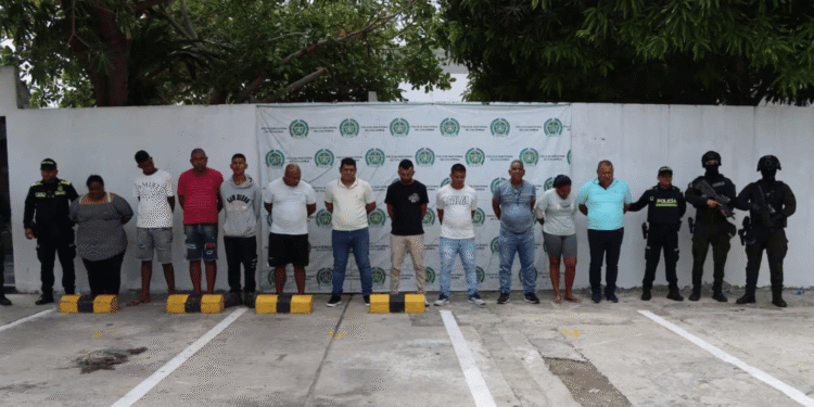 Capturan en Soledad a cabecilla del Clan del Golfo y a agente del CTI vinculado a esquema de seguridad de fiscal del caso Nicolás Petro