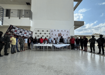 Ejército y Policía capturan a 22 presuntos integrantes de Los Pachenca en operativos en La Guajira, Magdalena y Cesar