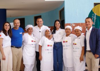 Instituciones educativas de Barrancas y Dibulla reciben dotación de menaje con apoyo de la Gobernación y cooperación internacional