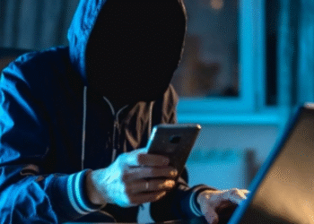 Alertan en Bolívar sobre uso de inteligencia artificial para extorsiones con voces clonadas y perfiles falsos