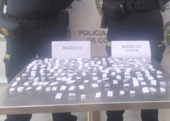 Incautan más de 200 dosis de droga ocultas en espolones de las playas de Riohacha