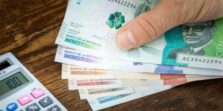 Gobierno radica reforma tributaria con nuevos impuestos y ajustes fiscales