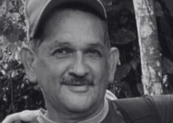 Identifican al hombre hallado sin vida en la Bahía de Santa Marta: era un guía turístico de 64 años