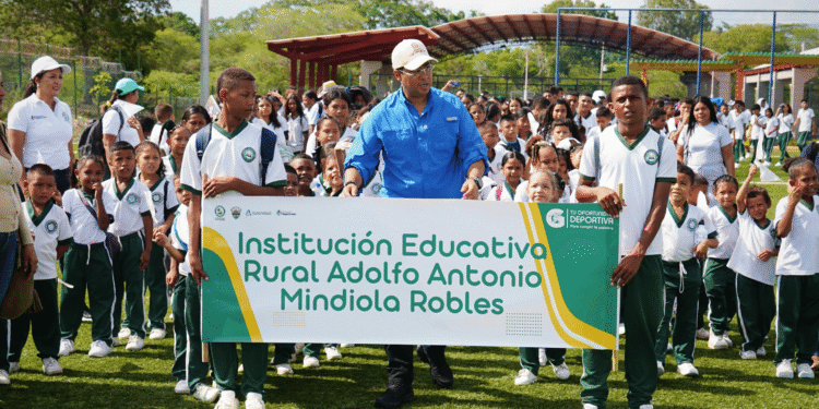 Gobernador Jairo Aguilar Deluque lanzó en Dibulla el programa ‘Tu Oportunidad Deportiva’, que beneficia a más de 1.800 estudiantes