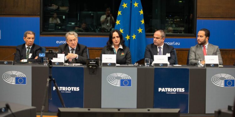 “Está en riesgo la estabilidad política del país”: Cabal pide a la UE enviar misión de observación electoral