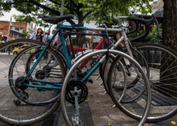 Muere presunto ladrón al intentar robarle la bicicleta a un soldado en Bogotá