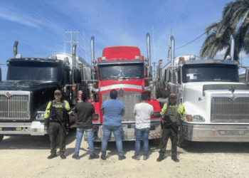Capturan a tres personas que transportaban 21.000 galones de petróleo crudo ilegal en vía Barranquilla–Santa Marta