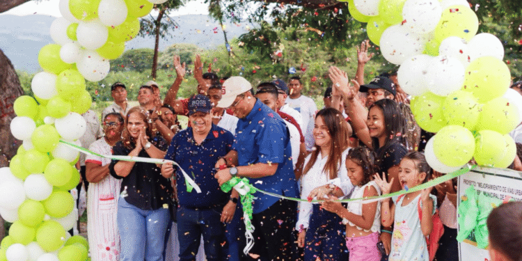 Gobernación de La Guajira y Alcaldía de Distracción entregan obras que transforman la movilidad y el progreso del municipio