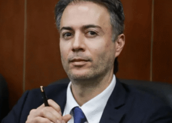 Registraduría pide a partidos definir si Daniel Quintero participó en la consulta de la izquierda antes de avalar su aspiración presidencial