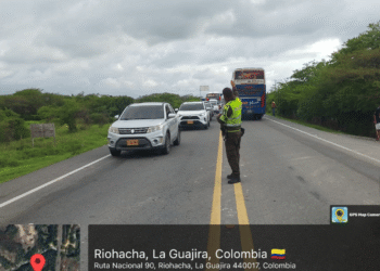 Restablecen la movilidad tras más de 10 horas de bloqueos en vías de La Guajira