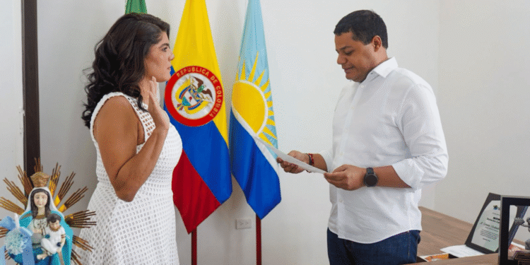 Lisette Meza Vence se posesiona como nueva directora de Talento Humano y Administración de Recursos Físicos de la Alcaldía de Riohacha