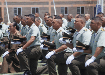 215 uniformados de la Policía Nacional ascendieron en ceremonia solemne en Riohacha