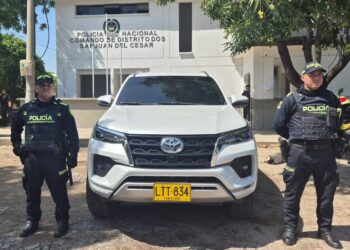 Recuperan camioneta robada en San Juan del Cesar tras rápida acción policial