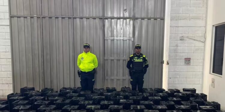 Incautan cerca de 50 mil cajetillas de cigarrillos ilegales en Córdoba, avaluadas en más de $959 millones
