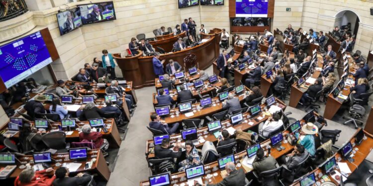 Cámara aprueba en segundo debate la reforma al Icetex: regula intereses y fortalece apoyos a estudiantes