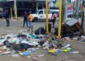 Ciudadanos denuncian acumulación de basura y abandono en la Calle 14 de Riohacha
