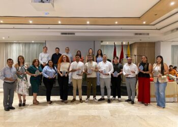 La Universidad Libre celebró con éxito la IV Gran Noche de Egresados de la Facultad de Ciencias Económicas, Administrativas y Contables, CEA