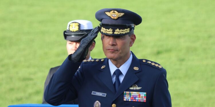FAC sostiene que los bombardeos a grupos armados ilegales continuarán siempre que sean “estrictamente necesarios”