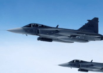 Contraloría indaga millonario contrato con Saab por compra de aviones Gripen