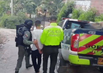 Capturan en Bucaramanga a presunto integrante del Tren de Aragua con drogas, dinero y un arma de fuego