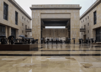 Corte Suprema insta a Petro a reconocer su papel en los hechos del Palacio de Justicia