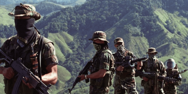 Condenan a 35 exintegrantes de las AUC por 345 crímenes cometidos en varias regiones del país