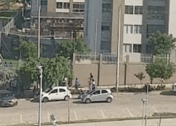 Hombre resulta herido en ataque sicarial frente a conjunto residencial en Ciudad Mallorquín