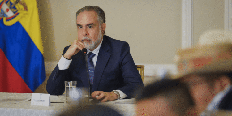 Fiscalía inicia indagación preliminar contra el ministro Armando Benedetti por presuntos negocios con empresario de espectáculos