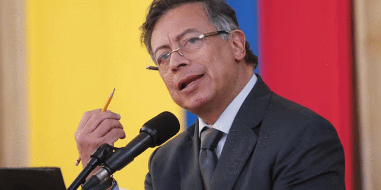 Petro anuncia que Colombia participará en la reconstrucción de Gaza y enviará ayuda humanitaria