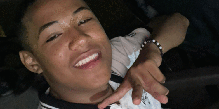 Familia de joven riohachero denuncia demora de EPS Cajacopi para autorizar cirugía tras grave accidente de tránsito