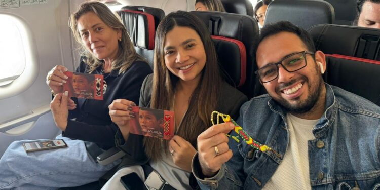 Discover La Guajira realiza activación turística en vuelo Bogotá–Riohacha para fortalecer el posicionamiento del destino