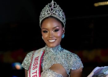 La guajira Lauren Lopesierra Larrada se corona como Miss Teen Colombia 2025