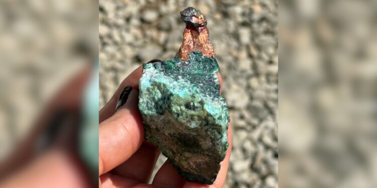 Cobre y coherencia: Una mirada legal a la transición energética en Colombia